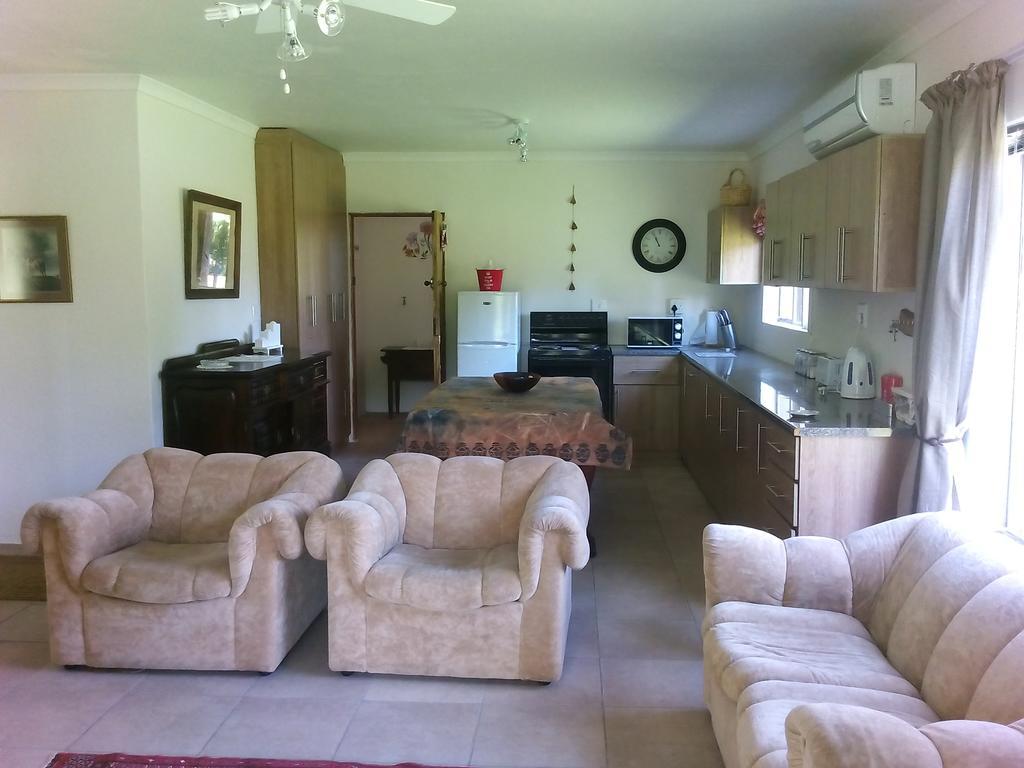 Beaconsfield Farm Villa Hofmeyr Bagian luar foto